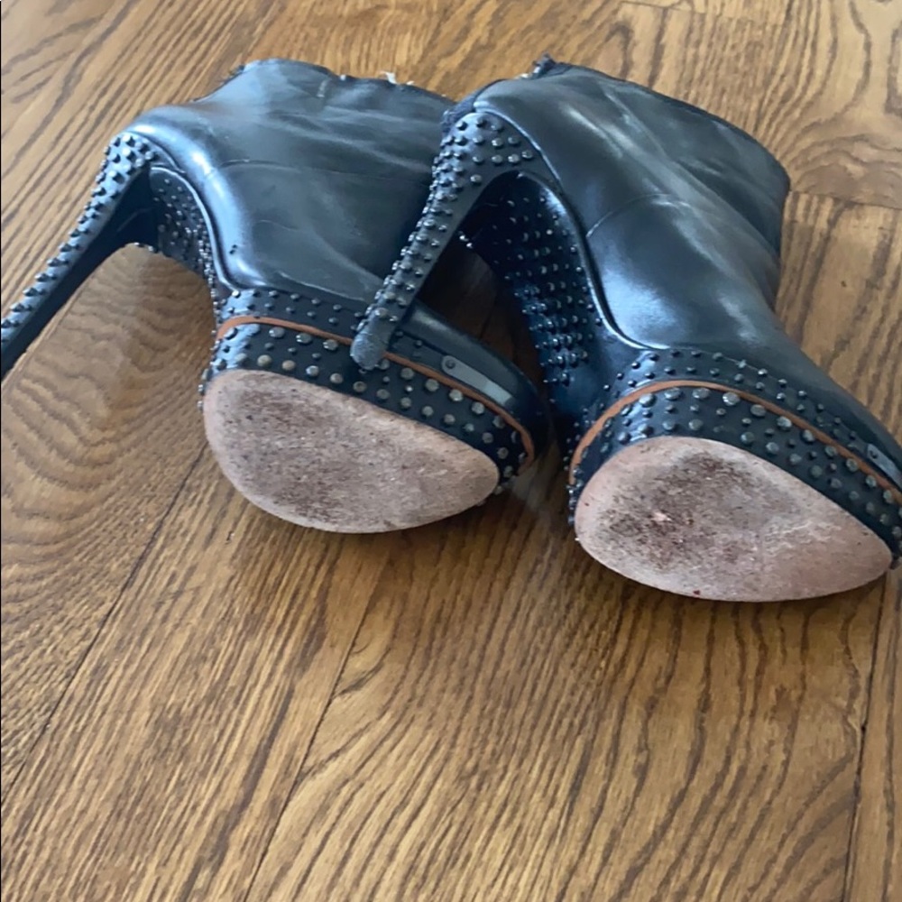 Platform booties - Picture 4 of 5